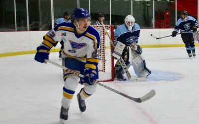 ST. LOUIS FORWARD MARSHALL MAKES COLLEGE HOCKEY CHOICE