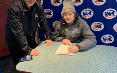 JR. BLUES FORWARD WIETHAUPT SIGNS NAHL TENDER